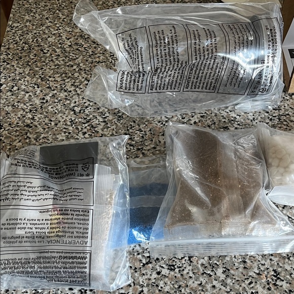 Discovery Terrarium Kit - Picture 3 of 5